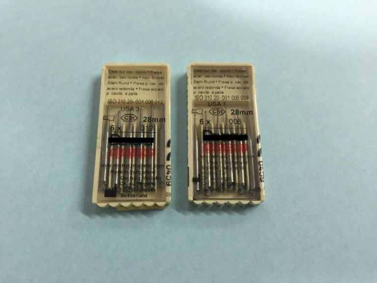 Instrumental utilizado na remoção de parafuso quebrado em implante dentário